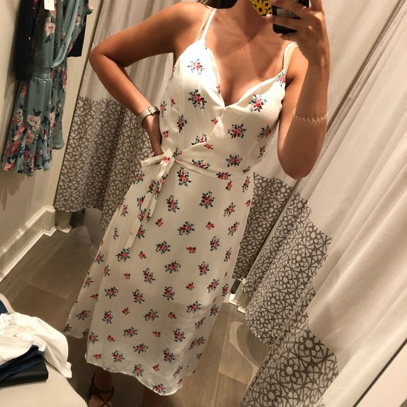 White Floral Dress - Picture 7 of 8